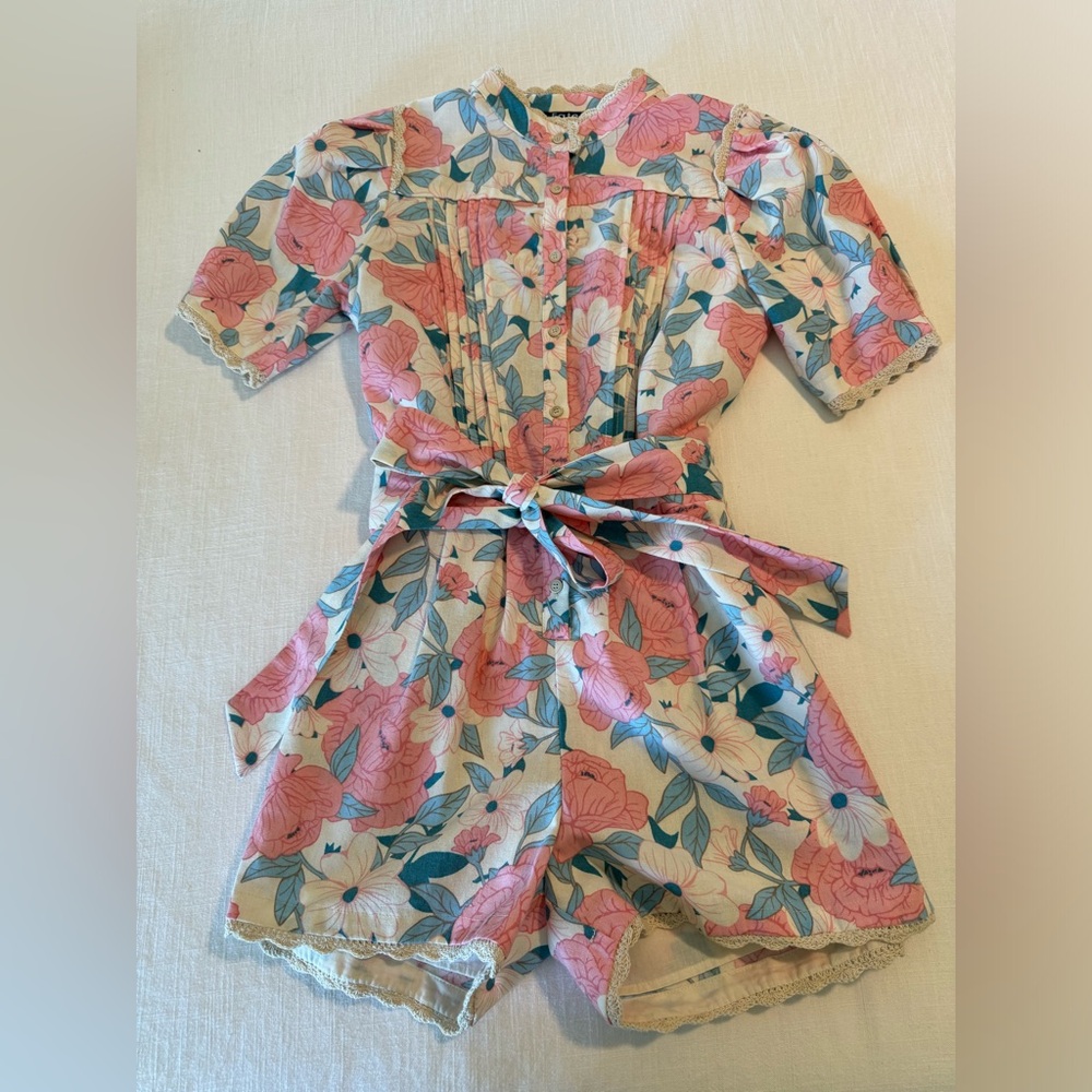 Brand new Fate Floral Romper